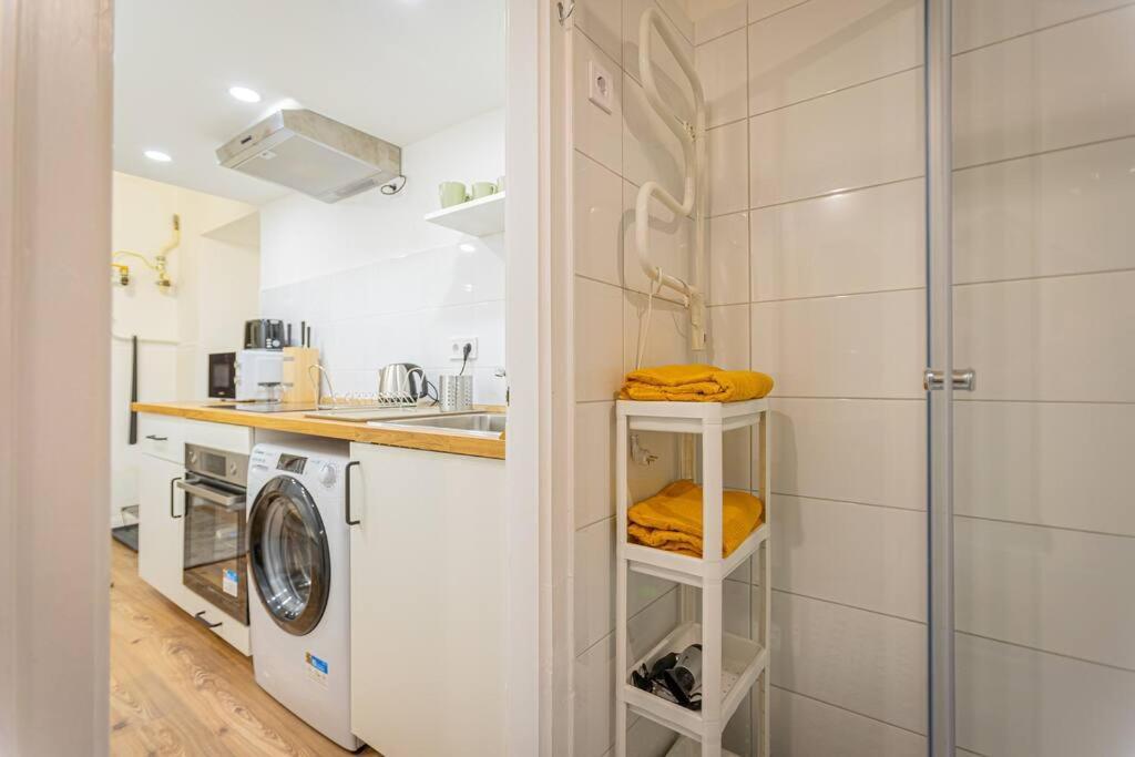2 Bedroom Apartment In The Dob Street, Emerald 부다페스트 외부 사진